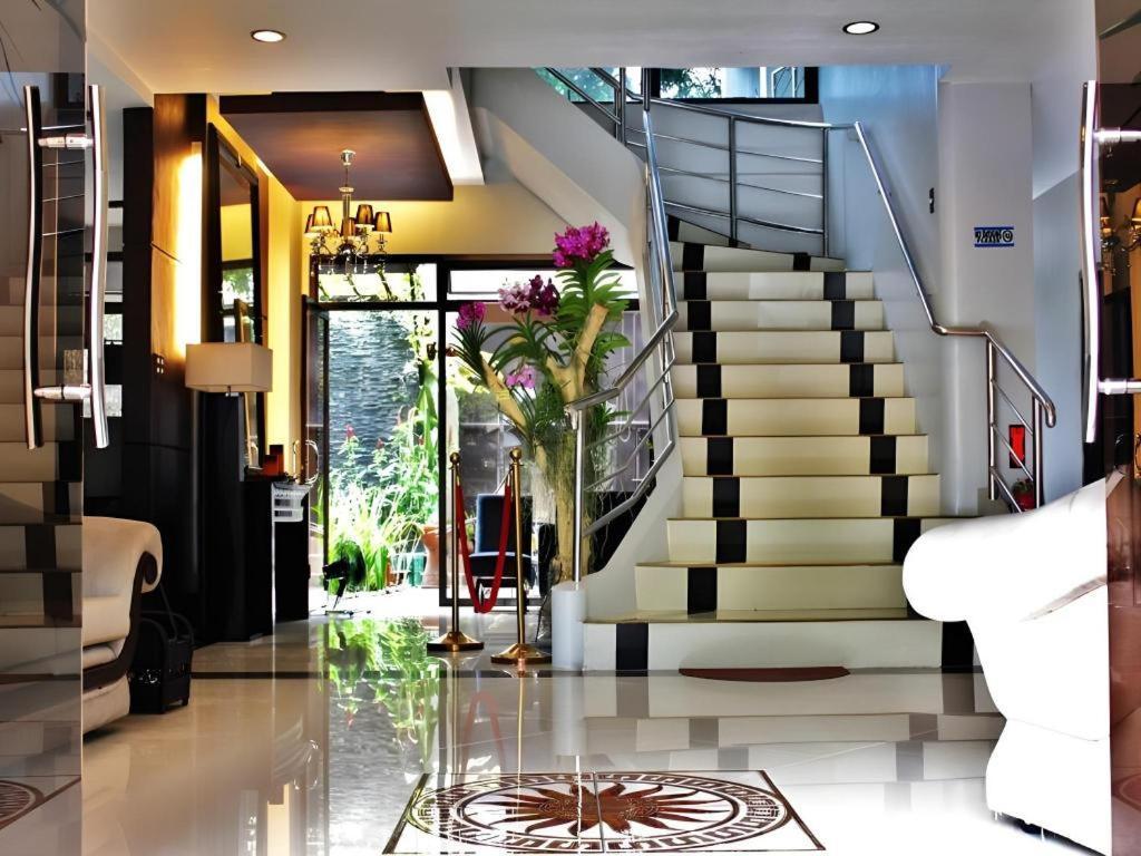 Peridot Suites Davao City Exteriér fotografie